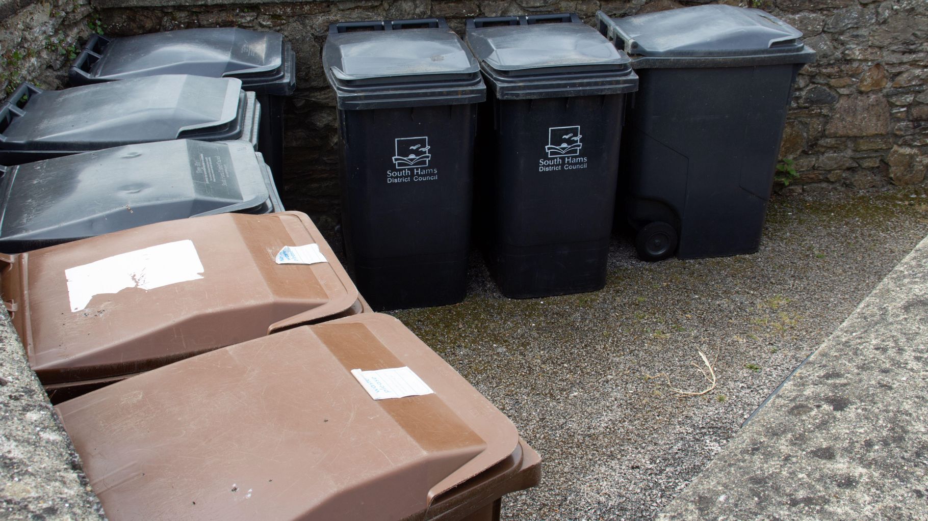 Council takes legal advice as bin collection row escalates News Greatest Hits Radio (Devon)